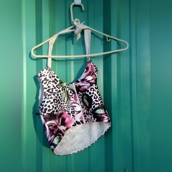Women's Leopard Cheetah Animal Print Cropped Halter Top Size 10 Sexy Mob Wife - Picture 2 of 3